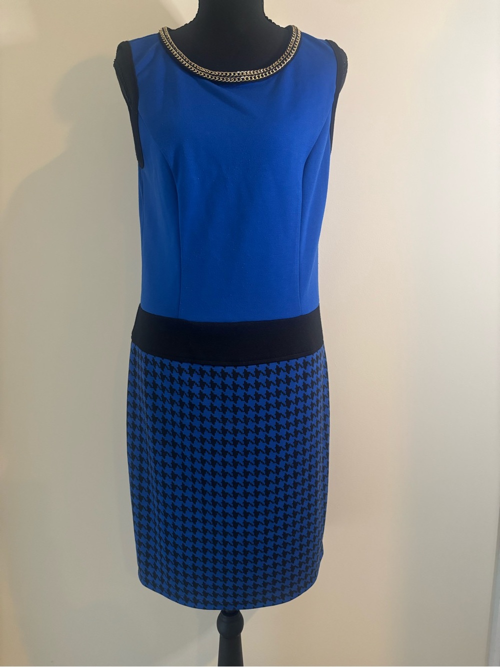 Spense Royal Blue and Black Midi Sheath Dress with Chain Trim